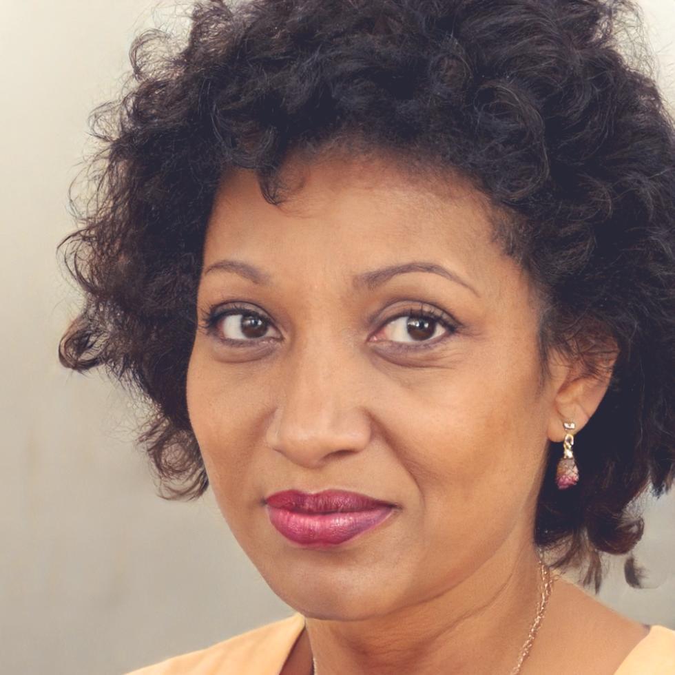 Portrait de Julie, spécialiste en diversification de portefeuille